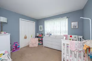 10 Parkside Ct, Wayne Twp., NJ 07470 - Photo 13
