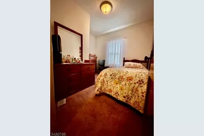 15 Katherine Ave, Passaic, NJ 07055 - Photo 35