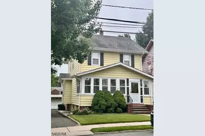 15 Katherine Ave, Passaic, NJ 07055 - Photo 3