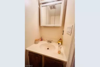 16 Victoria Ave, Newark, NJ 07104 - Photo 13