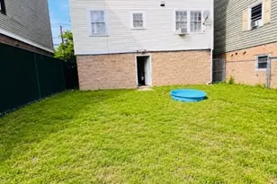 16 Victoria Ave, Newark, NJ 07104 - Photo 3