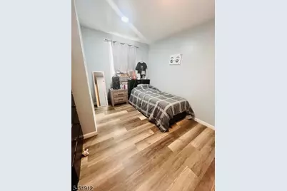 16 Victoria Ave, Newark, NJ 07104 - Photo 19