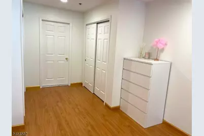 122 Cambridge Ct #122, Clifton, NJ 07014 - Photo 5