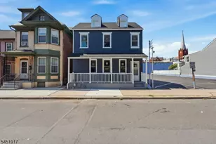 124 Sitgreaves St, Phillipsburg, NJ 08865 - Photo 1
