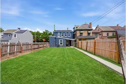 124 Sitgreaves St, Phillipsburg, NJ 08865 - Photo 3