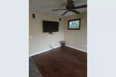 14 Larch St, Carteret, NJ 07008 - Photo 17