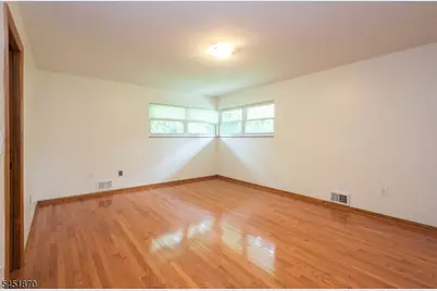 681 Easton Ave, Franklin Township, NJ 08873 - Photo 9
