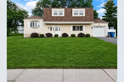 13 Patton Dr, Franklin Township, NJ 08873 - Photo 3