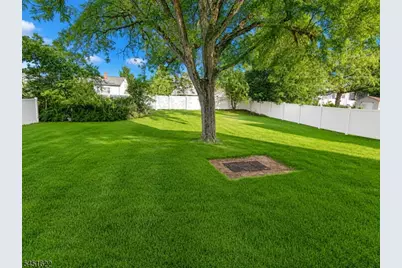 13 Patton Dr, Franklin Township, NJ 08873 - Photo 43
