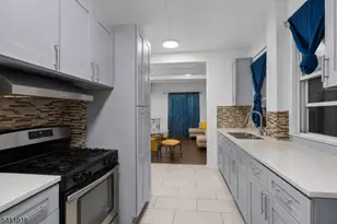 285 Amherst St, East Orange, NJ 07018 - Photo 15