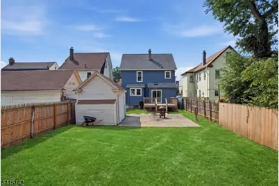 21 Hazard Pl, Elizabeth, NJ 07208 - Photo 35