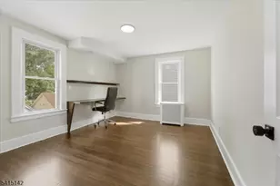 21 Hazard Pl, Elizabeth, NJ 07208 - Photo 19