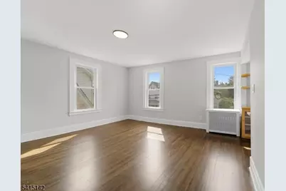 21 Hazard Pl, Elizabeth, NJ 07208 - Photo 15