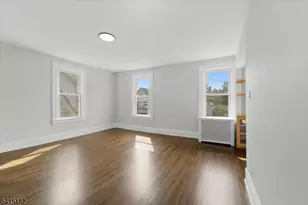 21 Hazard Pl, Elizabeth, NJ 07208 - Photo 15