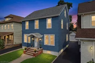 21 Hazard Pl, Elizabeth, NJ 07208 - Photo 3