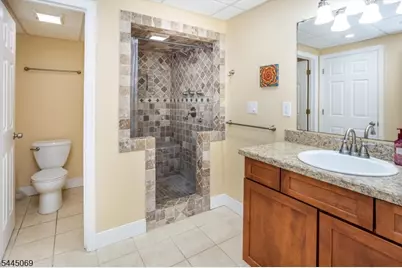 81 Poplar Dr, Hanover Township, NJ 07950 - Photo 33