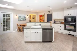 81 Poplar Dr, Hanover Township, NJ 07950 - Photo 11