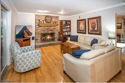 81 Poplar Dr, Hanover Township, NJ 07950 - Photo 7