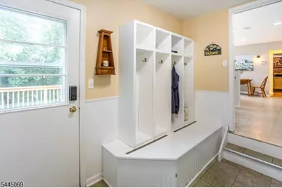 81 Poplar Dr, Hanover Township, NJ 07950 - Photo 19