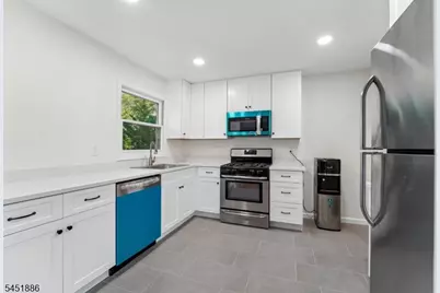 87 Berkshire Ave, Rockaway Township, NJ 07801 - Photo 11