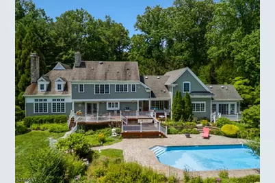 246 Beacon Hill Rd, Washington Township, NJ 07830 - Photo 3