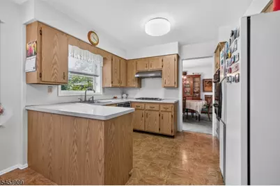 48 Sherbrooke Dr, Florham Park, NJ 07932 - Photo 7