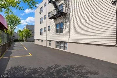 305 Cator Ave #1D, Jersey City, NJ 07305 - Photo 19