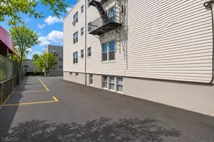 305 Cator Ave, Jersey City, NJ 07305 - Photo 19