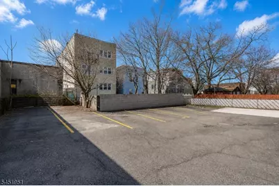 305 Cator Ave, Jersey City, NJ 07305 - Photo 19