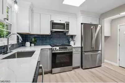 72 Rose Ave, Springfield, NJ 07081 - Photo 3