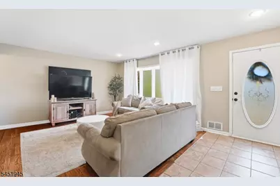 230 Watchung Ave, Bloomfield, NJ 07003 - Photo 3