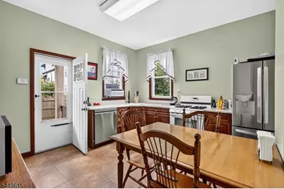 122 2nd Ave, Newark, NJ 07104 - Photo 15
