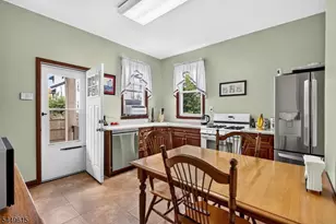 122 2nd Ave, Newark, NJ 07104 - Photo 15