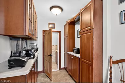 122 2nd Ave, Newark, NJ 07104 - Photo 17