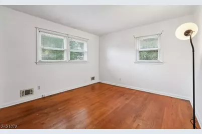 161 Chamberlain Rd, Jefferson Township, NJ 07438 - Photo 9