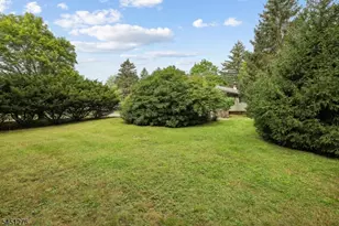 161 Chamberlain Rd, Jefferson Township, NJ 07438 - Photo 3