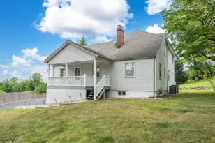 345 Bowden Rd, Cedar Grove, NJ 07009 - Photo 3