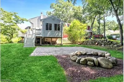 19 Edgewood Rd, Ringwood, NJ 07456 - Photo 29