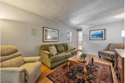 19 Edgewood Rd, Ringwood, NJ 07456 - Photo 15