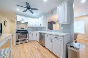 26 Kayser Ln, West Orange Township, NJ 07052 - Photo 9