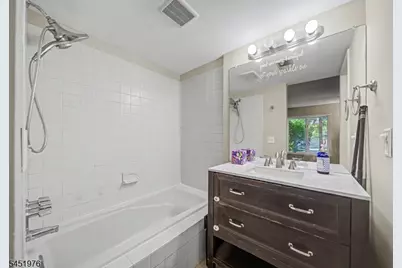 24 Pine Hollow Ct, Jefferson Township, NJ 07438 - Photo 23