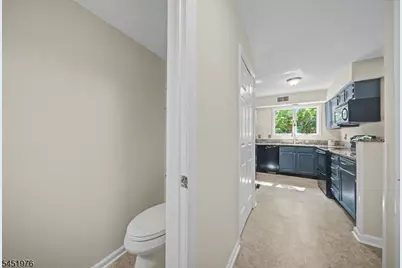 24 Pine Hollow Ct, Jefferson Township, NJ 07438 - Photo 13