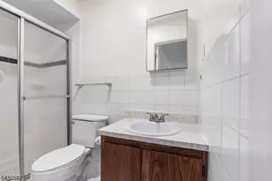 624 Robin Rd, Hillsborough Township, NJ 08844 - Photo 15