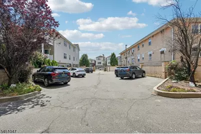 411-419 Chestnut St #3B, Newark, NJ 07105 - Photo 37