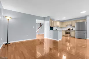 79 Morning Watch Rd, Wayne, NJ 07470 - Photo 11