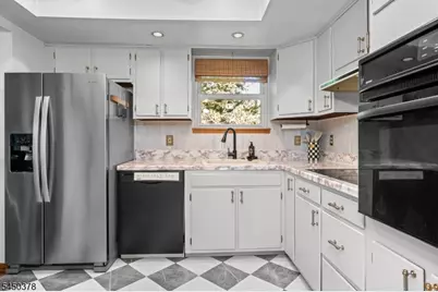 519 Old Boonton Rd, Boonton Town, NJ 07005 - Photo 17