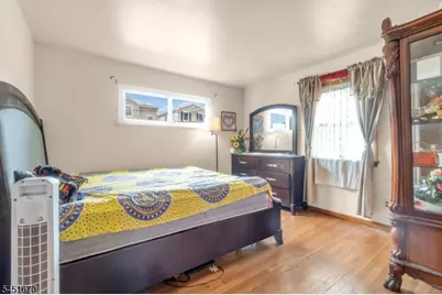 637 Britton St, Elizabeth, NJ 07202 - Photo 13