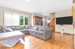 637 Britton St, Elizabeth, NJ 07202 - Photo 3