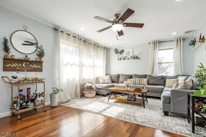 1192 Madison Hill Rd, Clark Township, NJ 07066 - Photo 3