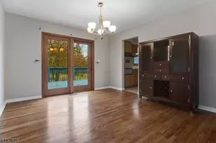 28 Bear Brook Ln, Livingston, NJ 07039 - Photo 5